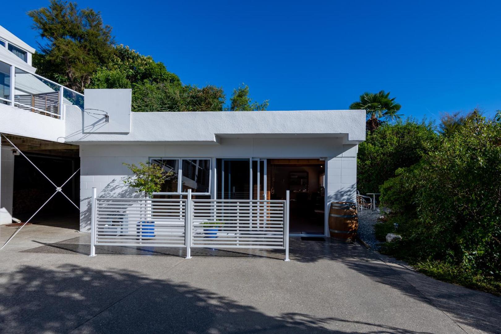 Beach Front:Palms-On-The-Beach.Kaiteriteri. エクステリア 写真
